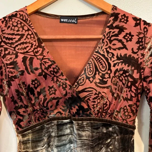 Wet Seal Velvet Wrap Y2K Top Floral PatternBlack and Brown Fall Bell Sleeves S - Picture 3 of 9